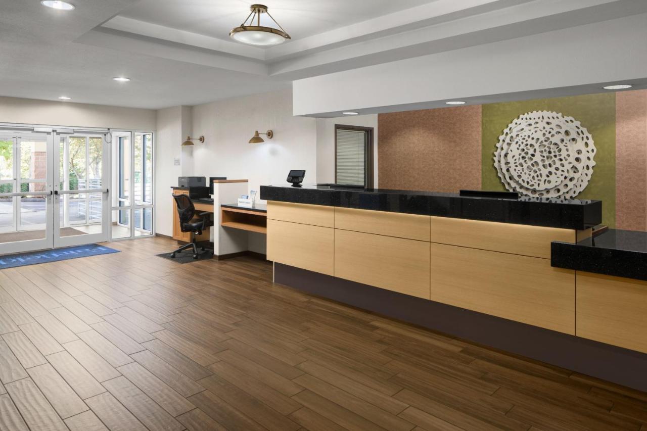 Fairfield Inn & Suites Portland West Бивъртън Екстериор снимка