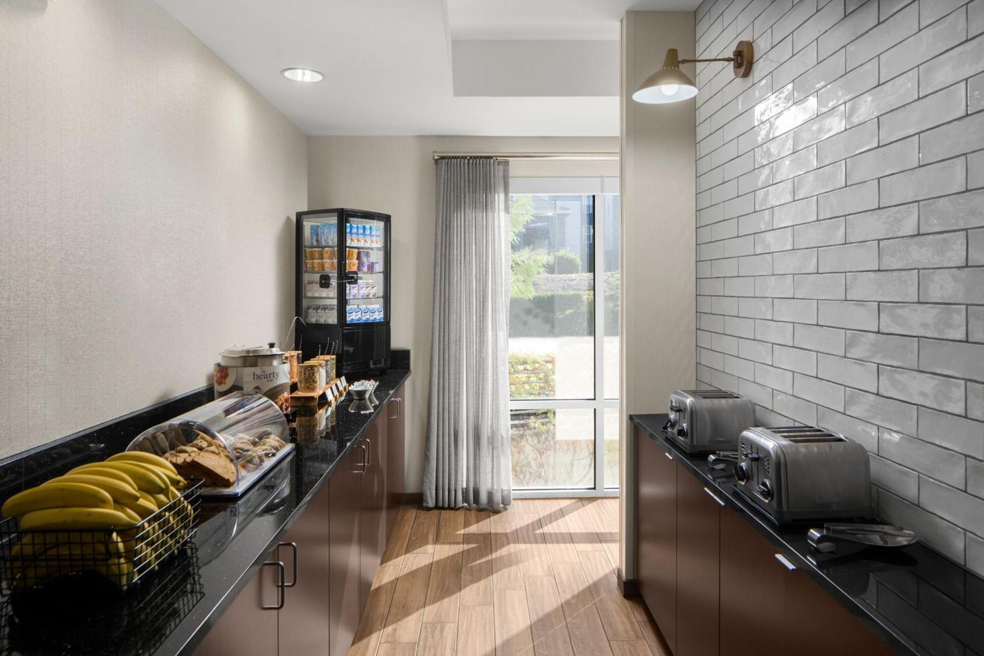 Fairfield Inn & Suites Portland West Бивъртън Екстериор снимка