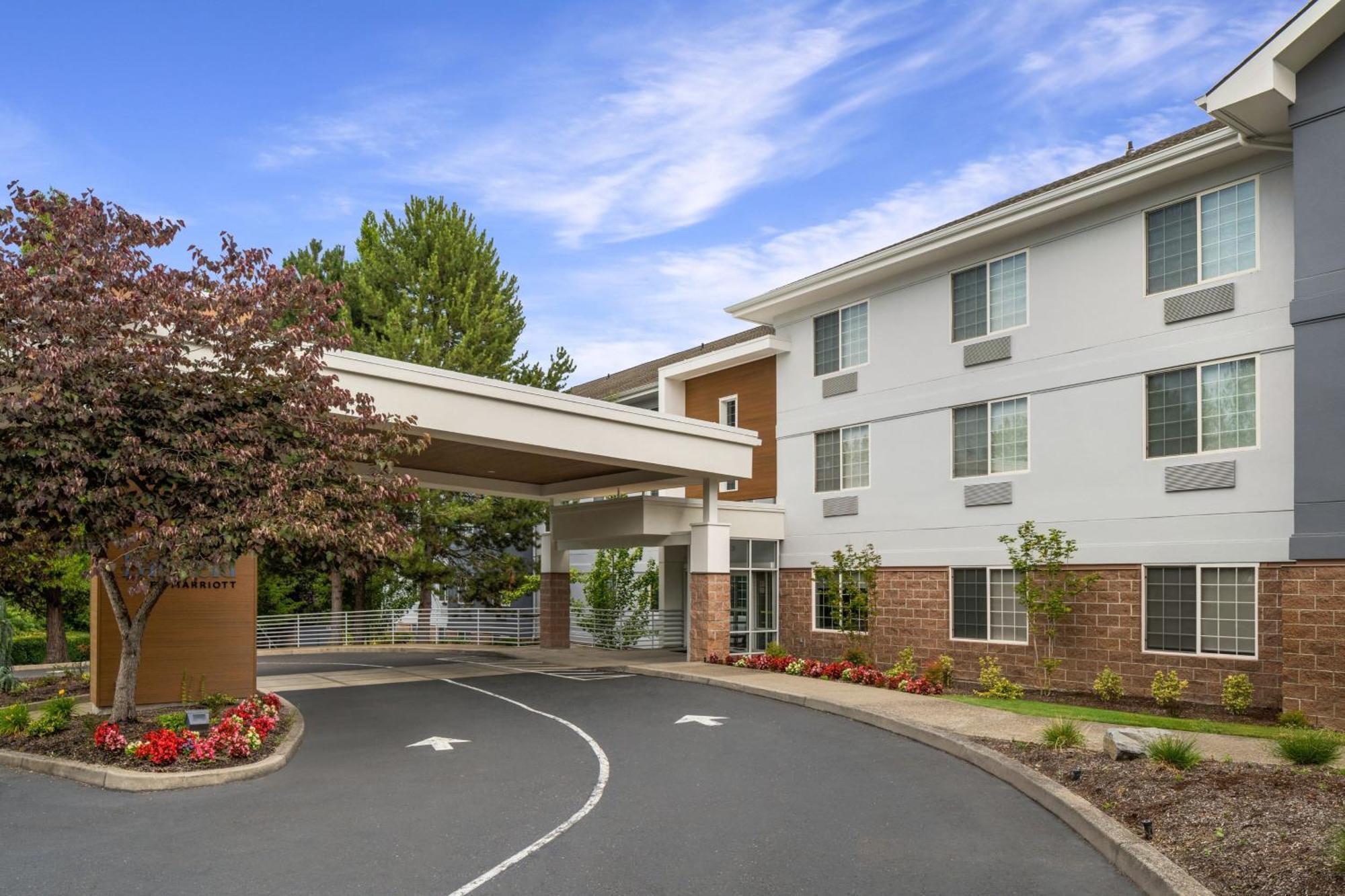 Fairfield Inn & Suites Portland West Бивъртън Екстериор снимка